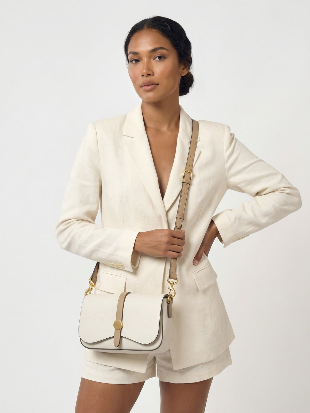 #color_cream white