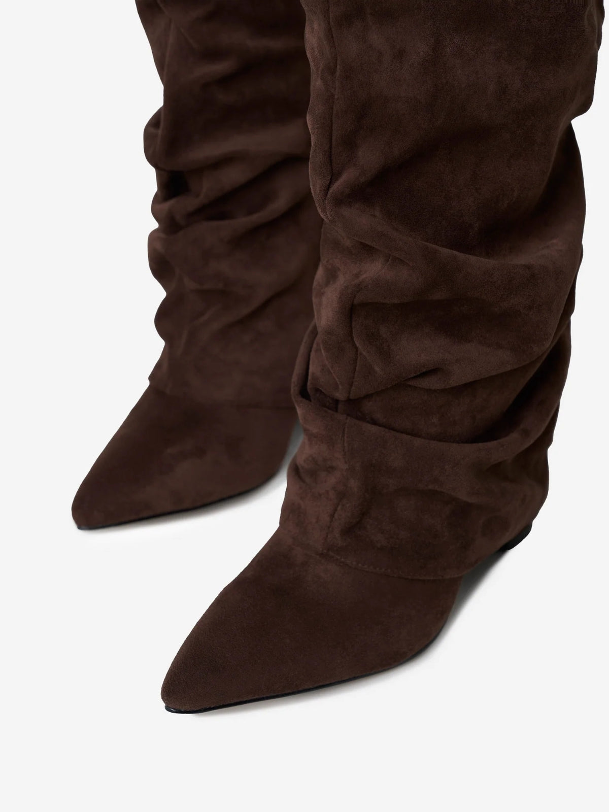 #color_dark brown