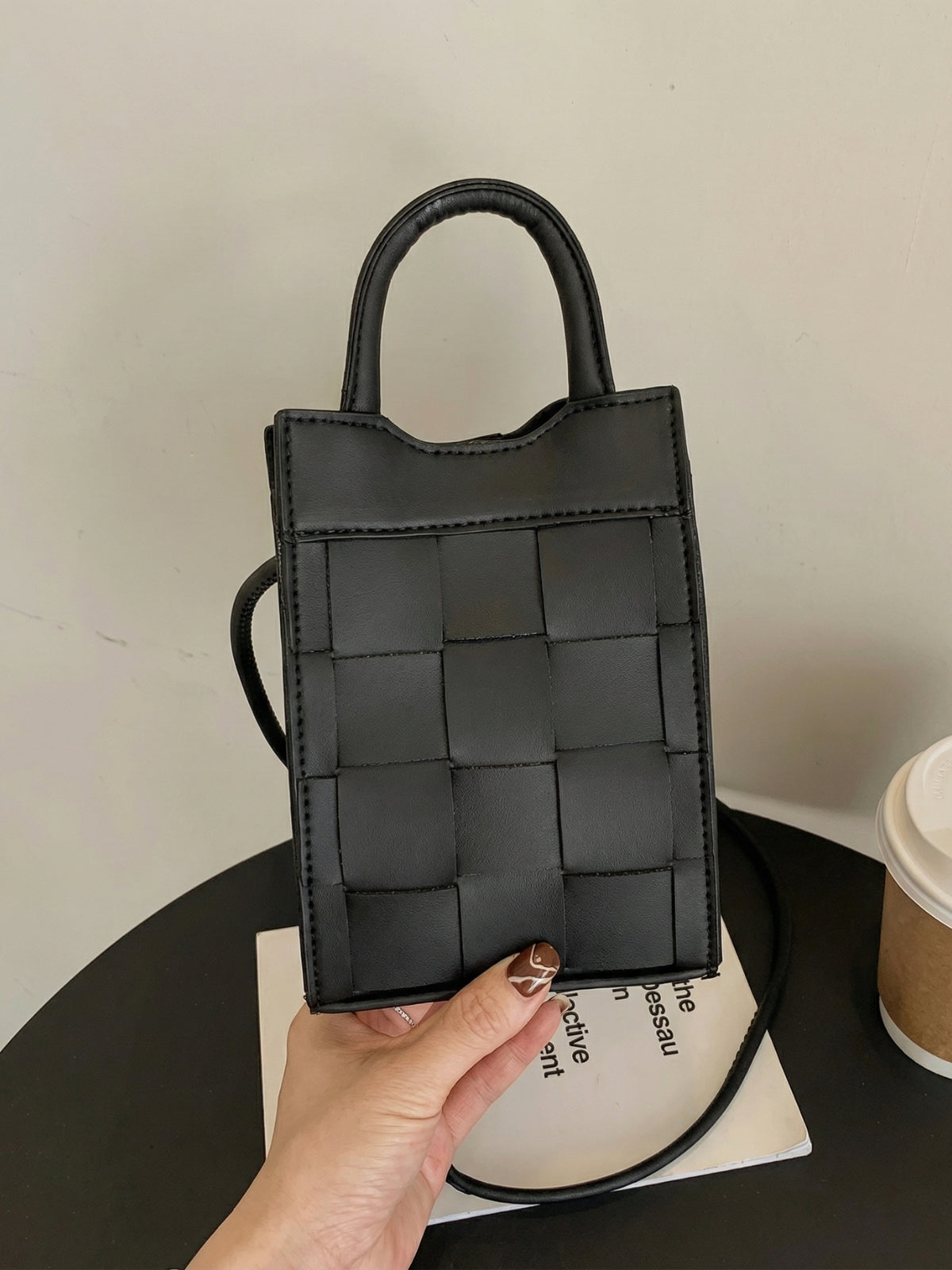 #color_black